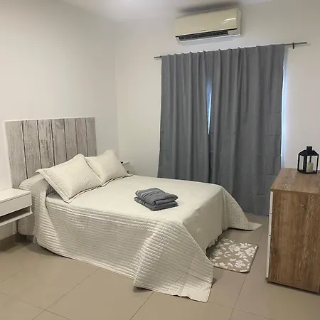 Lo De Hugo Apartment Muniz Exterior photo