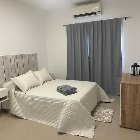 Lo De Hugo Apartment Muniz Exterior photo