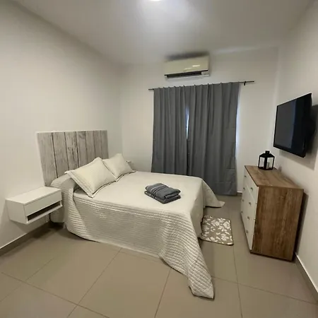 Lo De Hugo Apartment Muniz Exterior photo