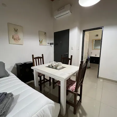 Lo De Hugo Apartment Muniz Exterior photo