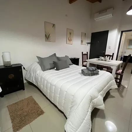 Lo De Hugo Apartment Muniz Exterior photo